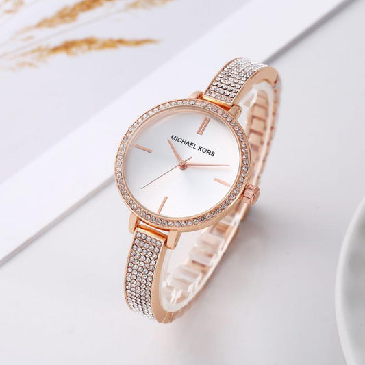 Designer Watch With Signature Dial With Slim Case Design