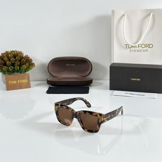 Signature Edition Classic Frame Sunglasses