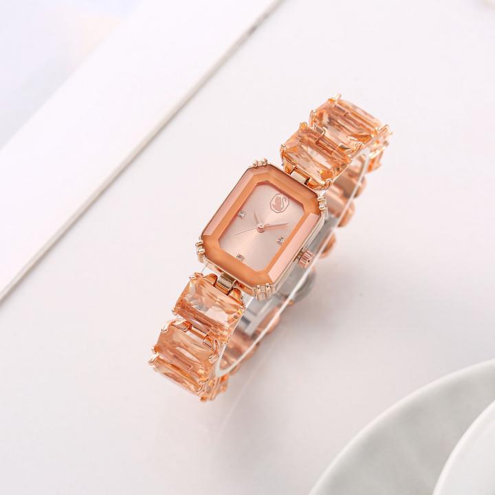 Refined Iconic Modern Wristwatch