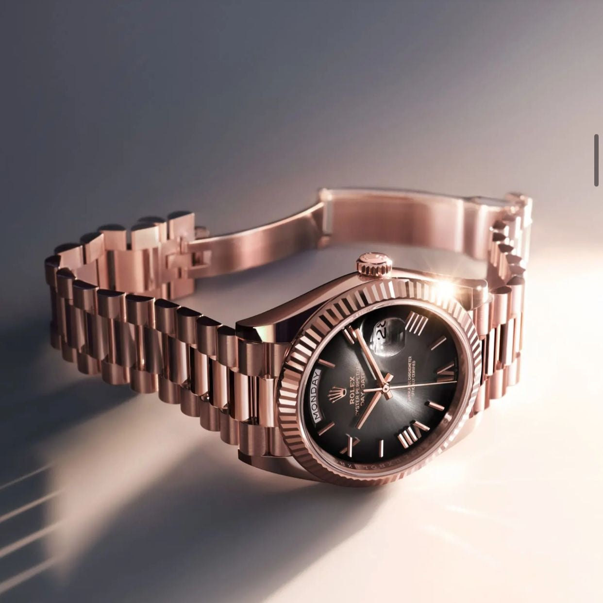 Retro Look Day Date Watch With Modern Movement