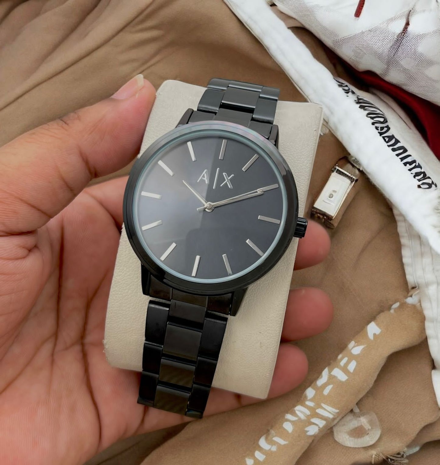 Exchange Signature Watch With Classic Style