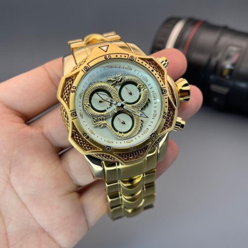 Formal Collection Watch With Subtle Detailing