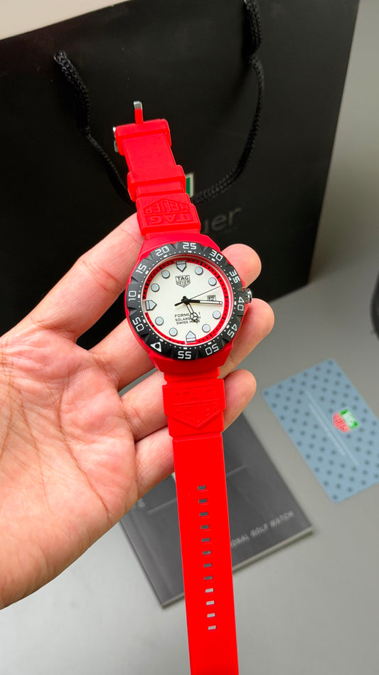 Ta_g Heuer Formula Solaghraph Watche