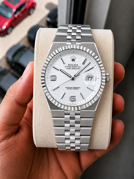 Role_x Land Dweller Silver/White Watch