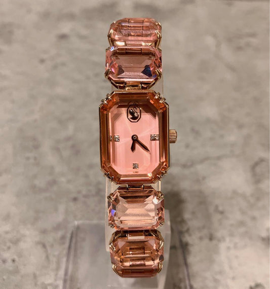 Refined Iconic Modern Wristwatch