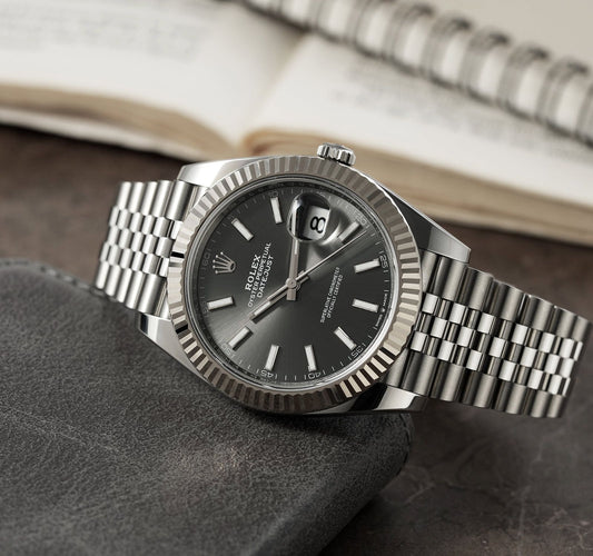 Everyday Wear Couturier Watch With Classic Appeal