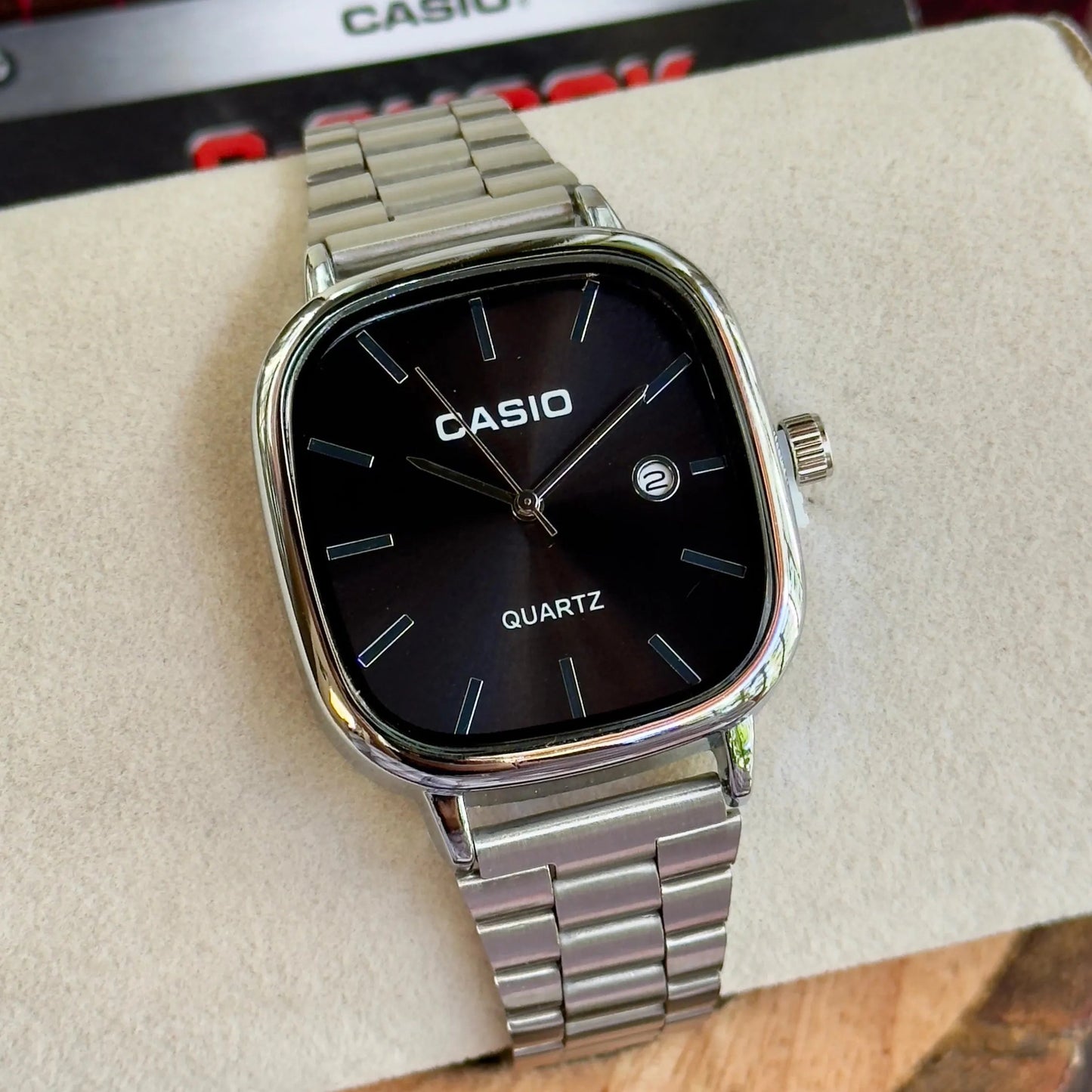 Slim Design Acetate Aqua Watch With Polished Look