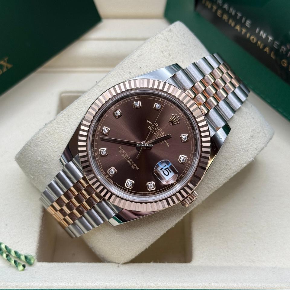 Perpetual Date Just Diamond 2Ton-Gold-Black Working Like Automatic