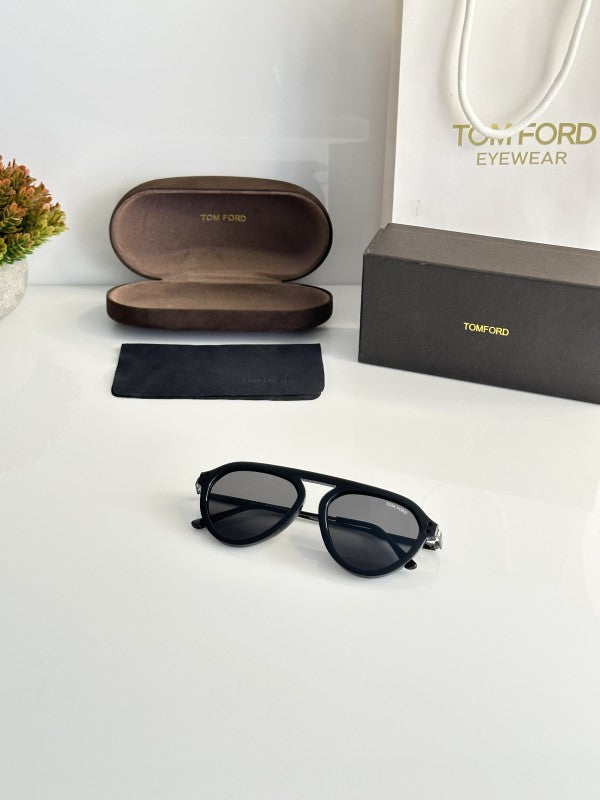 Luxury Vision Series Classic Frame Sunglasses