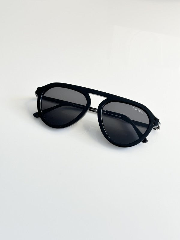 Luxury Vision Series Classic Frame Sunglasses
