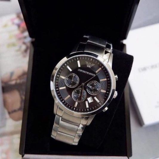 Heritage-Inspired Classic Analog Timepiece Watch