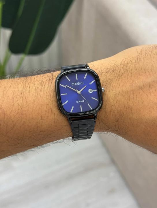 Slim Design Acetate Aqua Watch With Polished Look