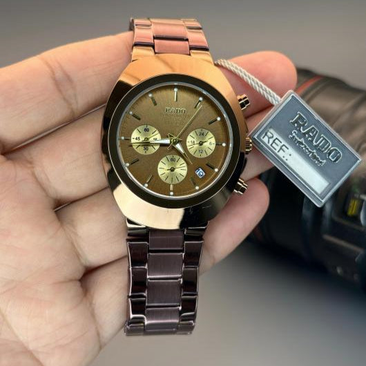 Chronometer Watch With Vintage-Inspired Design