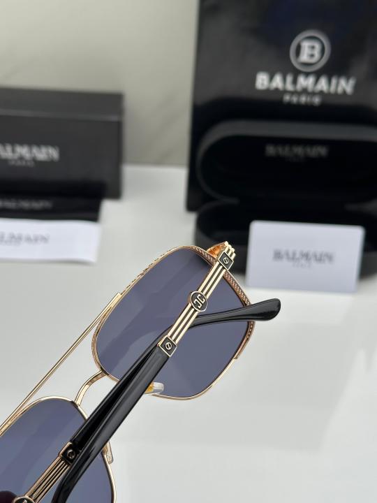 Luxury Vision Series Classic Frame Sunglasses