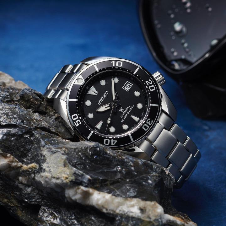 Everyday Wear Couturier Watch With Classic Appeal