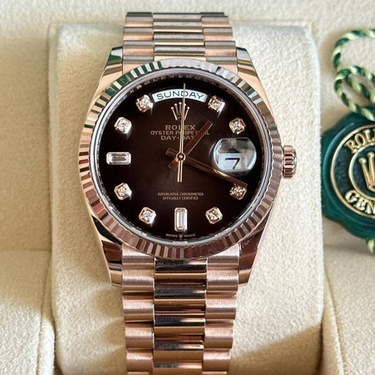 Perpetual Date Just Diamond 2Ton-Gold-Black Working Like Automatic