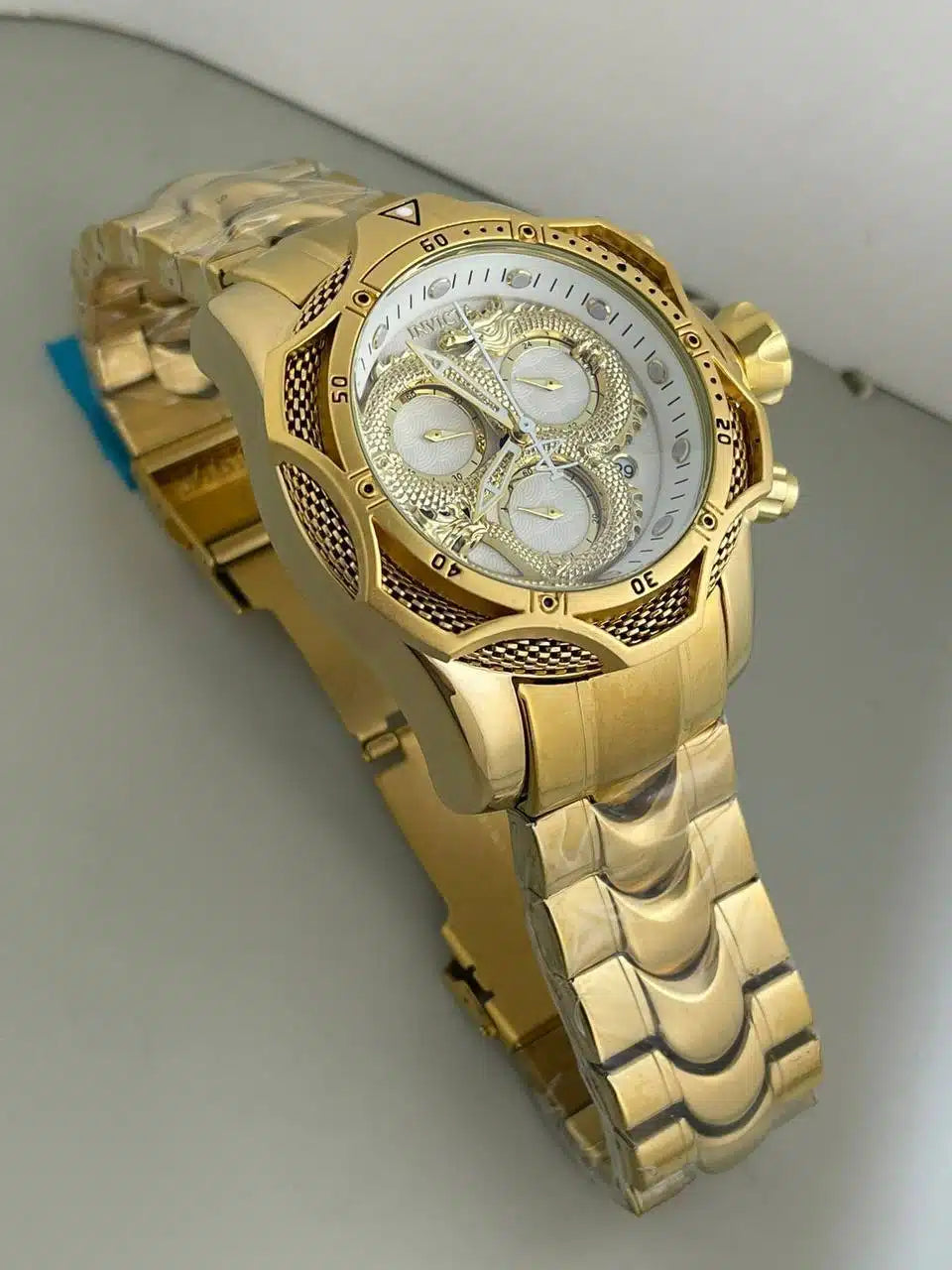 Formal Collection Watch With Subtle Detailing