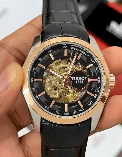Everyday Wear Couturier Automatic Watch With Classic Appeal