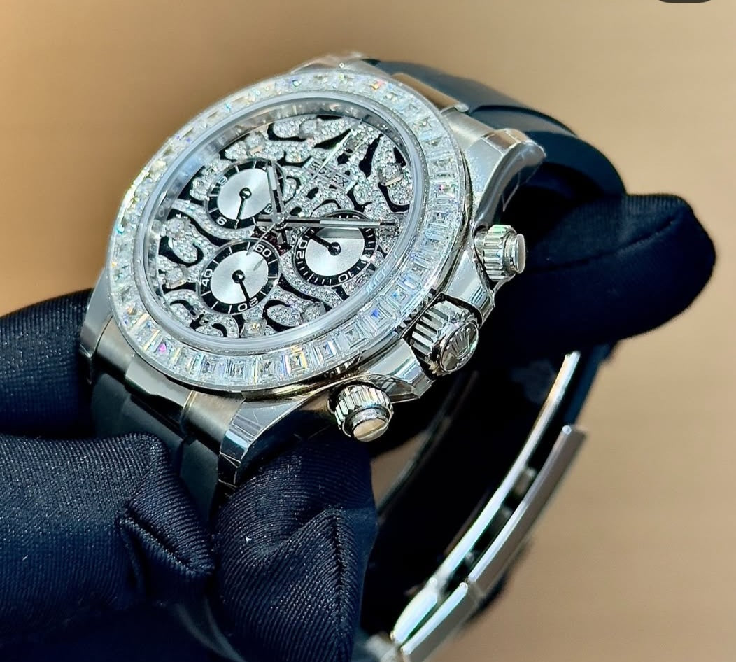 Elegant Steel Tiger Watch With Winding