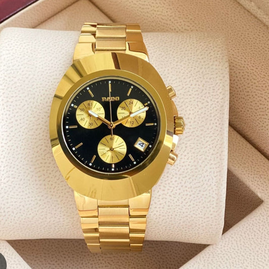 Chronometer Watch With Vintage-Inspired Design