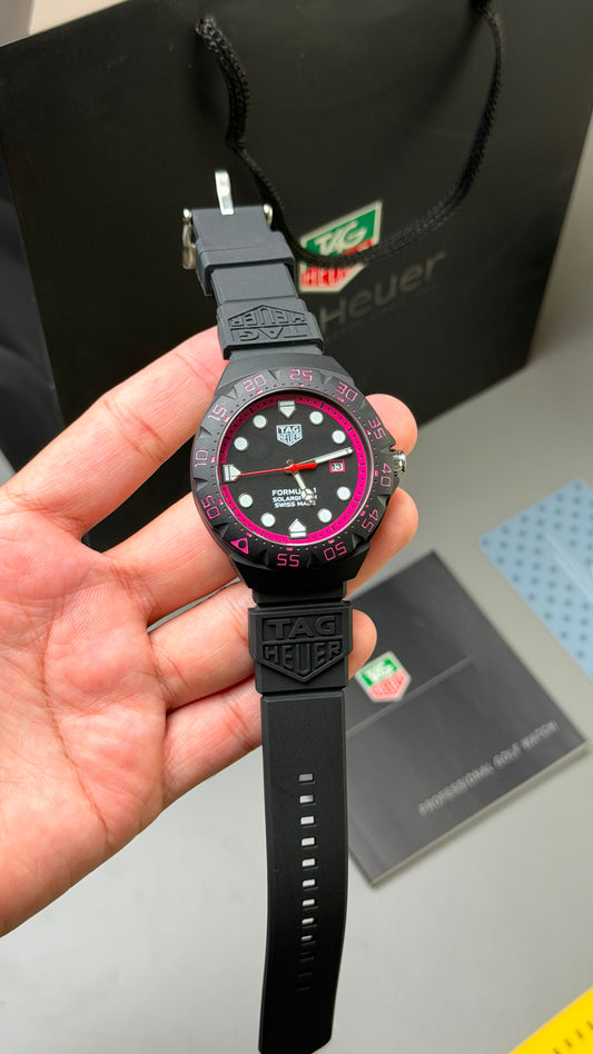 Ta_g Heuer Formula Solaghraph Watche