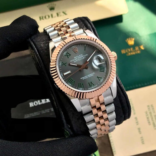 Retro Look Date Just Watch With Modern Movement