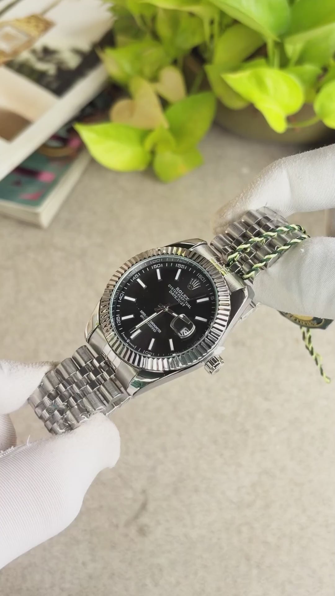 Role_x Date Just Silver/Black Watch