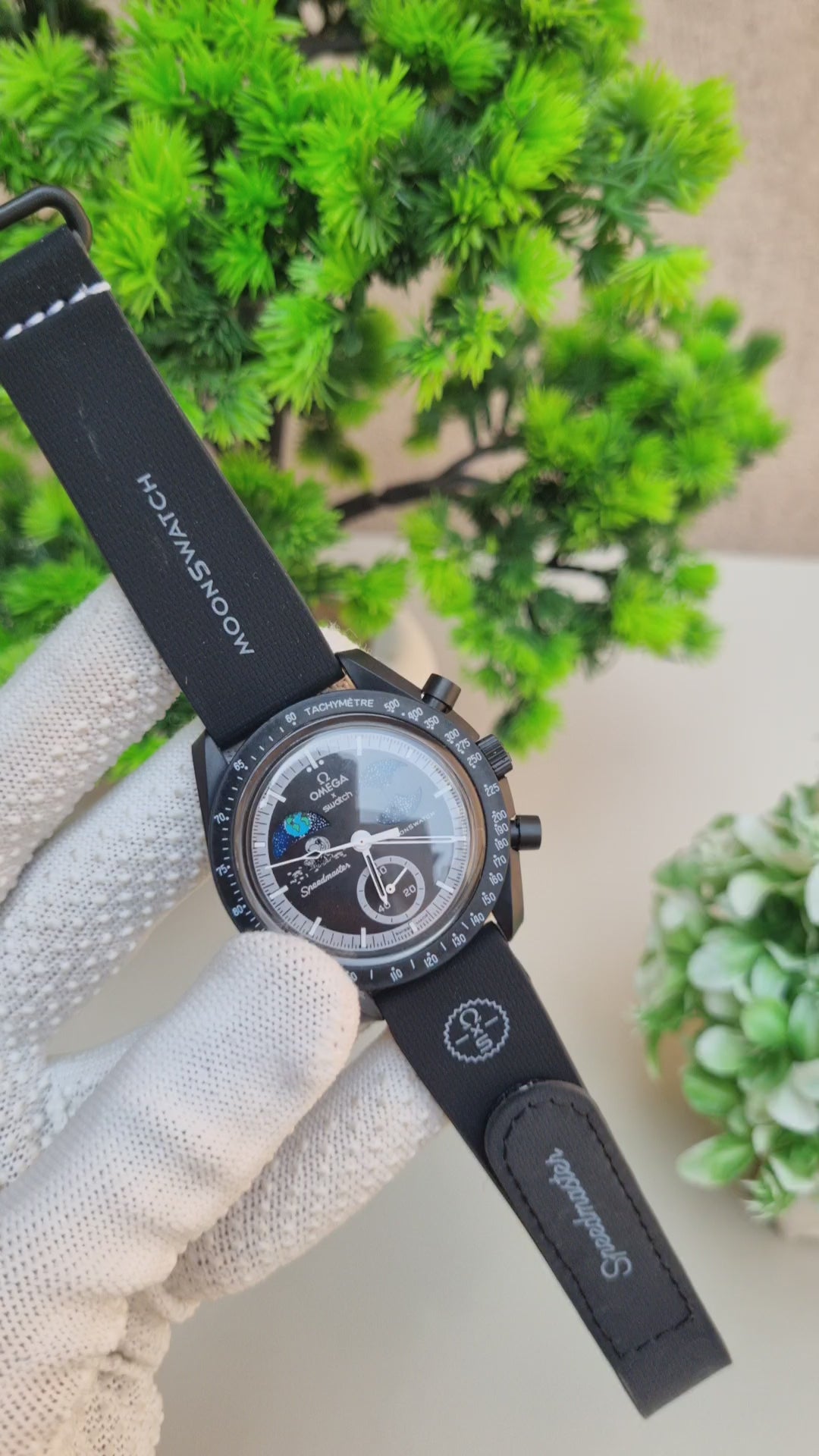 Omeg_a Sun-Moon Black Watch