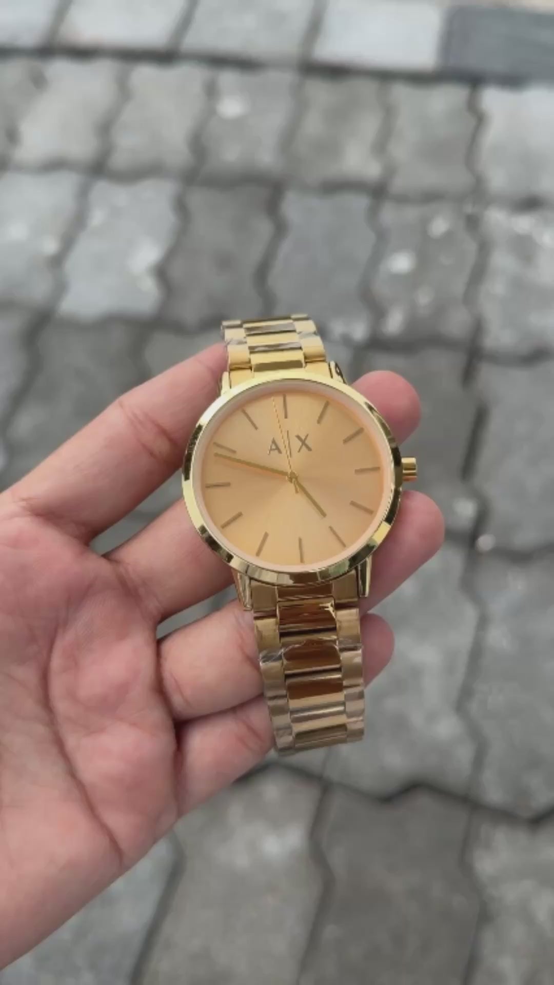 Arman_i Exchange Classic Gold Watch
