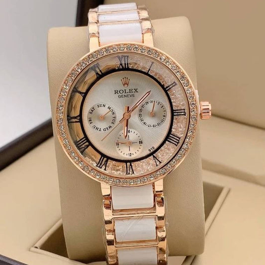 Retro Look Watch With Modern Movement